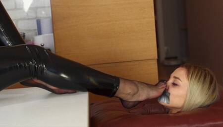 Weronika Is Sitting On The Kitchen Counter Next To Head Of Helena - Part 02 - UHD 3840x2160 - 4K