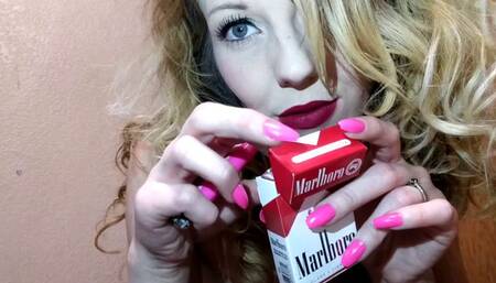 Extreme Close-up Smoking (1080p)