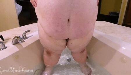 Big jacuzzi fun