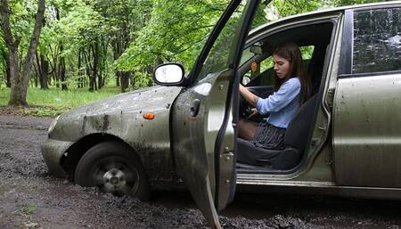 Katya Nicky got stuck in the rain