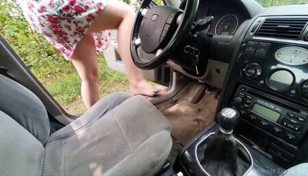 Drive in Sea Shell Sandals