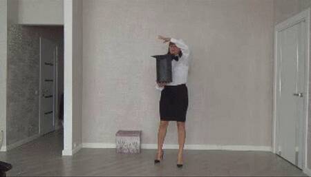 STUCK IN THE MAGIC HAT (o)