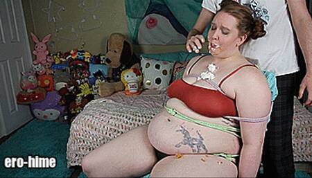 Rough Bound Pie Feeding