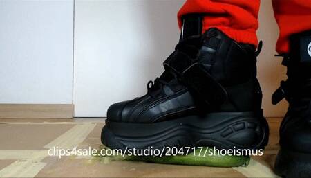 Gurkencrush mit Buffalos