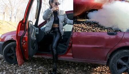 Smoky exhaust revving by Nicki