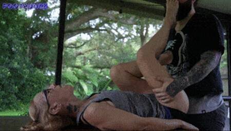 Misty Rein getting Fucked and Cumming while getting her Feet Worshipped Outside