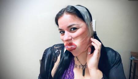 Now that’s what I call a gag 32