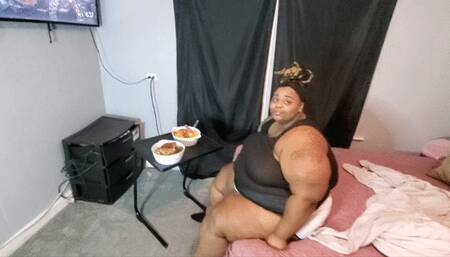 STUFFED THANKSGIVING PIG