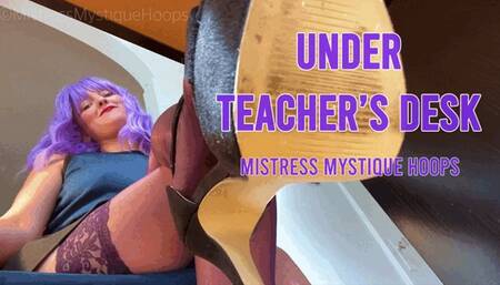Under Teacher's Desk (no music) - WMV