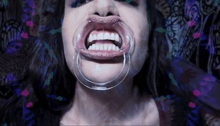 Mouth expander, teeth and lips showing loop HD version