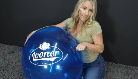 Bunny Push Pin Pops 16-inch  Uniques 4K (3840x2160)