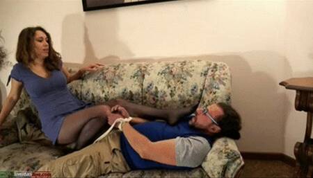 Coerced By a Friend ( Only Foot Domination Scene A ) Abusato Dall'Amica