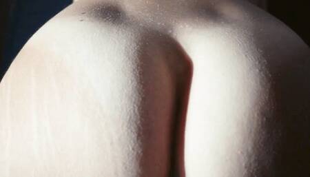 POV reverse cowgirl with goosebumps and back dimples - close up and slowmotion cumshot