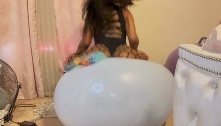 Bouncing & Moaning with unicorn anal plug on Balloon