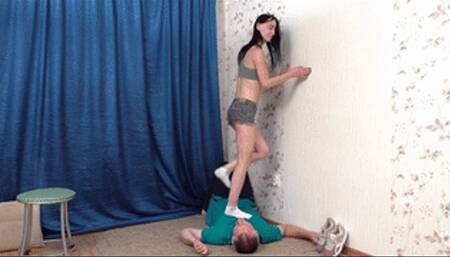 No problem for female to get on top of man's face, vf2495x 1080p