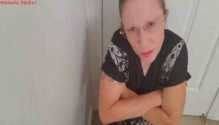 Babysitter Gets Shrunk  hd wmv