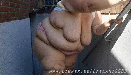 Wobbling Stairs up and down 2021 (WMV)