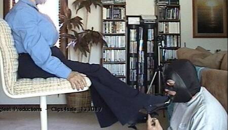 Maria Blue Stockings Heels Sitting MP4