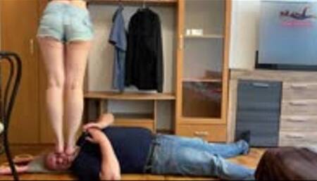 Welcome summer trampling2