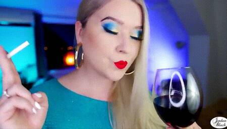 Lipstick division's new VP [1080p, mp4]