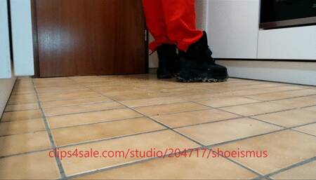 Camera ignored kitchen muddy Buffalo Boots