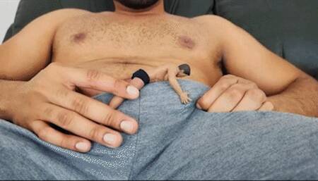 NEW GIANT AARON & TINY ANDREW SUB