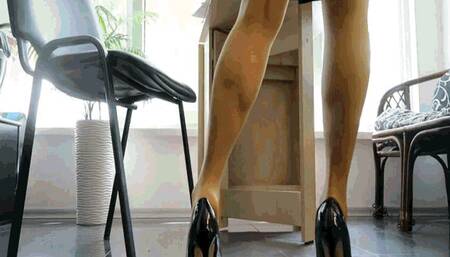 Tired smelling feet WMV(1280x720)FHD