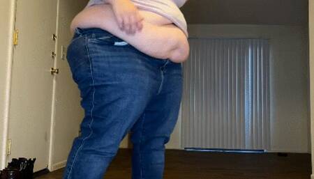 Belly Fat Fucking and Oiling Session