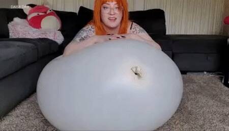 BBW Cattex Balloon Pantyhose Play & Non Pop 720p