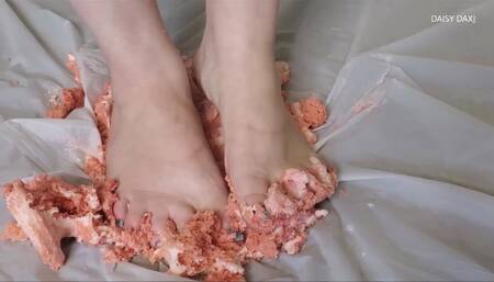 BBW Feet Cake Crush *HD