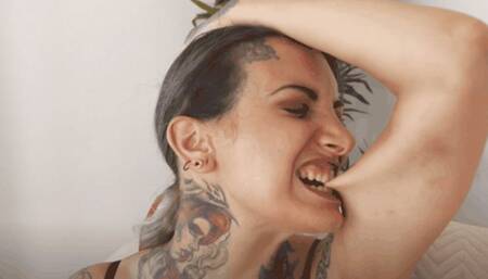 Le segrete voglie di Lilli (WMV) - the secret desires of Lilli (WMV)