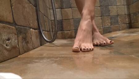 Cumshots on Christine's feet in the shower