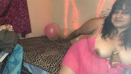 BBW Pantyhose Struggle