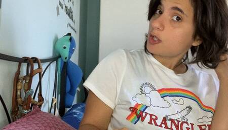 I don't want to shave and here is my hairy armpits