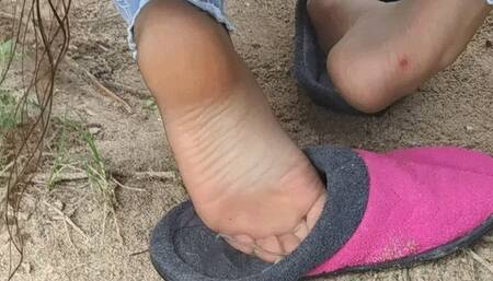 Nylonplay On a Rainy Day!