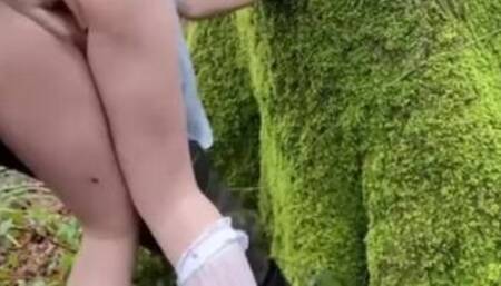 Novia otaku en el bosque