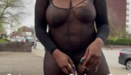 TESSA TASTY PLAYS WITH TOYS AND SQUIRTS WHILE TALKING TO UBER DRIVER