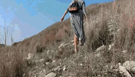 Bad walk, lost flip flops AVI(1280x720)FHD