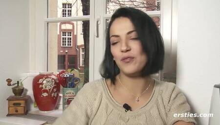 Ersties: Sexy Brazilian Babe Shows Us Her Sexy Side