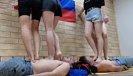 Moscow multitrampling contest #38 (Part 1): socks trampling & barefoot jumping & throatstanding