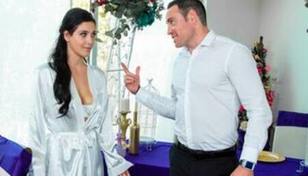 Natasha Starr fucking in the couch with her innie pussy