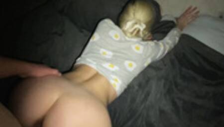 Amateur homemade porn filmed late at night on the phone