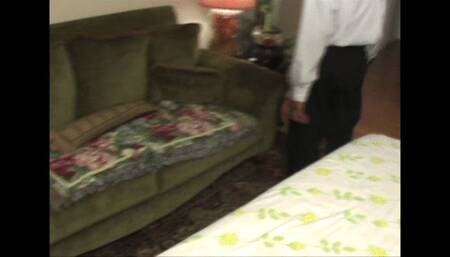 Mature BBW Sensual Massage Theraphy Specialist Gives Footjob To Her BBC Client! (mp4)