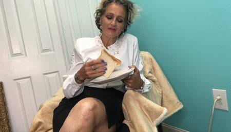 Peanut Butter Jelly & Piggy Sandwich For Foot Whore