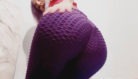 Homewrecker ste-sister yoga pants try on JOI!