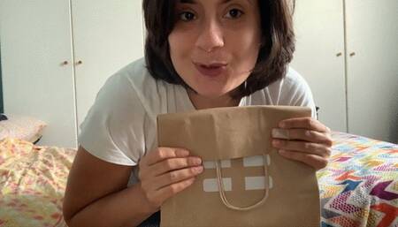 tuo marito mi ha comprato l'iphone 14