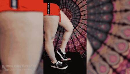 Bitchy workout on the cockbox (MP4 FullHD)