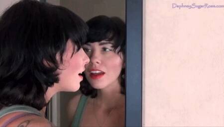 * 854x480p * Admiring my lips & nose In The Mirror - MOV