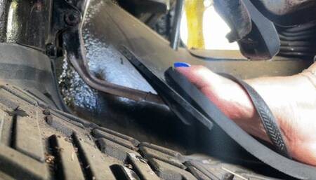 Cranking My '92 Jeep Wrangler in Black Havaianas