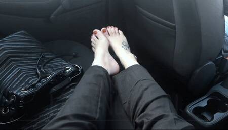 LANA NOCCIOLI The BEST SELLERS – Showing my FEET in a Uber Ride